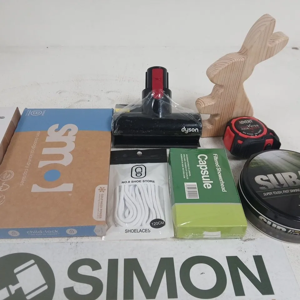 APPROXIMATELY 15 ASSORTED HOUSEHOLD PRODUCTS TO INCLUDE HOOVER PARTS , TAPE MEASURE AND FROTHER 