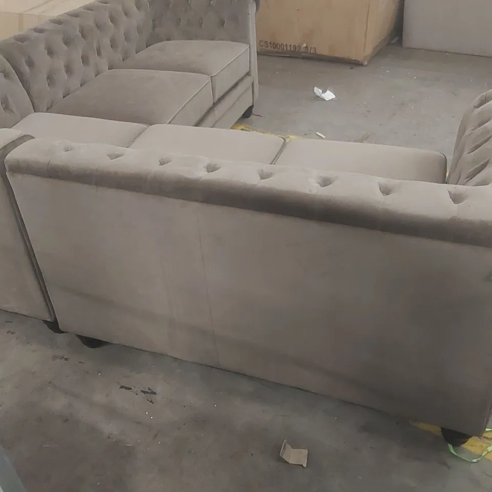 QUALITY DESIGNER VELVET UPHOLSTERED CHESTERFIELD CORNER SOFA