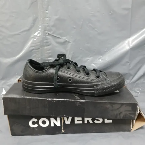 CONVERSE LEATHER OX TRAINERS - BLACK