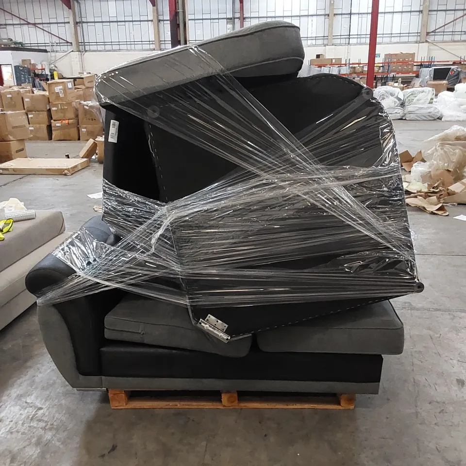 PALLET TO CONTAIN INCOMPLETE HILTON CORNER SOFA PIECES AND CUSHIONS