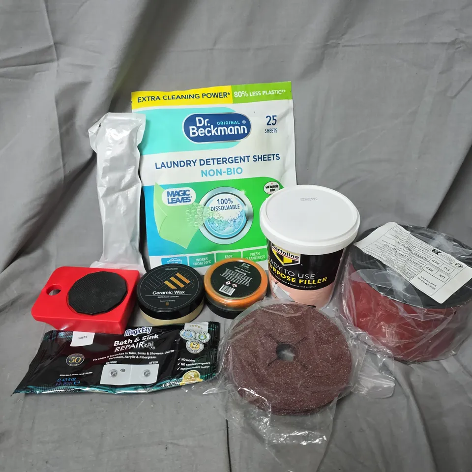 APPROXIMATELY 15 ASSORTED HOUSEHOLD ITEMS TO INCLUDE LAUNDRY DETERGENT SHEETS, CERAMIC WAX, READY TO USE FILLER, ETC