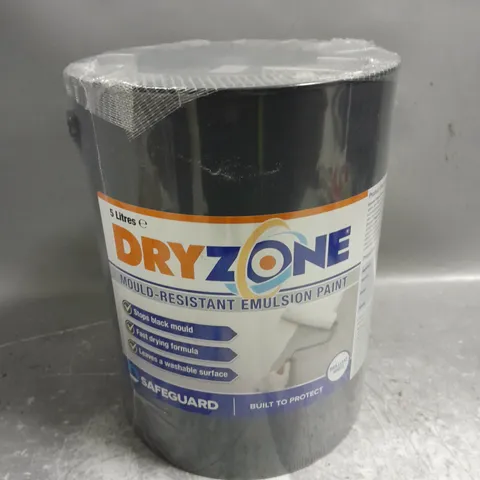 SAFEGUARD DRYZONE MOULD-RESISTANT EMULSION PAINT (BRILLIANT WHITE) (5L) - COLLECTION ONLY