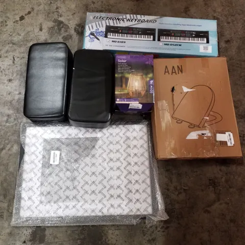 PALLET OF ASSORTED PRODUCTS INCLUDING TOILET SEAT, PICTURE FRAME, KICK PADS, ELECTRONIC KEYBOARD, SOLAR TABLE LIGHT