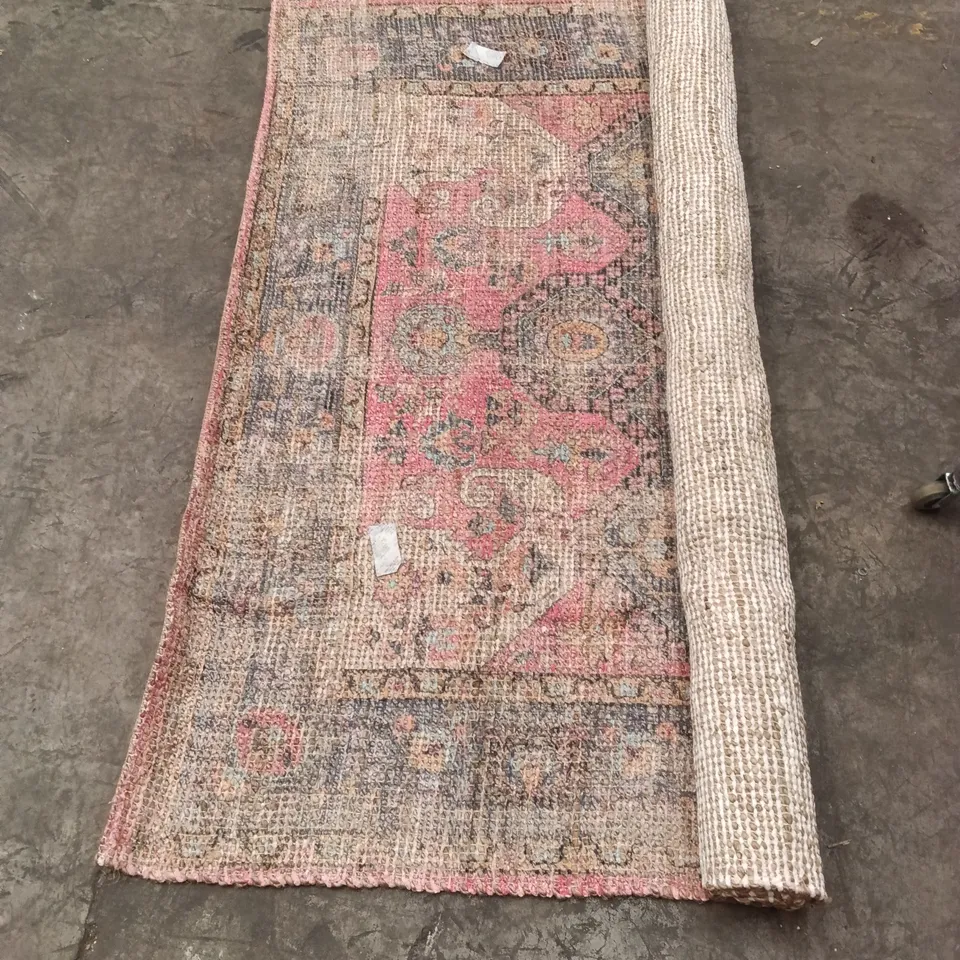 STILLAGE TO CONTAIN APPROXIMATELY 15X DESIGNER AREA RUGS