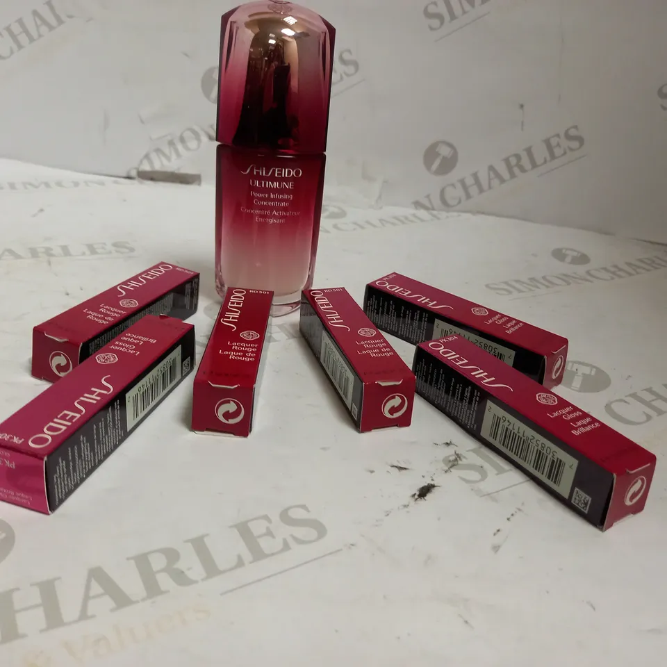 BOXED LOT OF APPROX 7 ASSORTED SHISEIDO ITEMS TO INCLUDE: LIPSTICK, POWER INFUSING CONCENTRATE