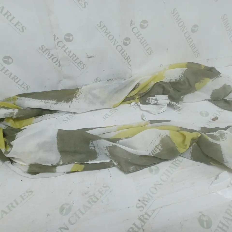 WYNNE LAYERS GREEN SCARF