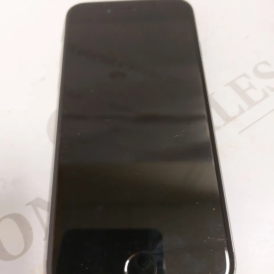 APPLE IPHONE 6 (MODEL A1586)