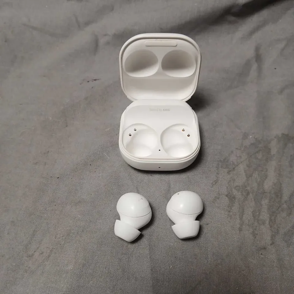 SAMSUNG GALAXY BUDS PRO 2 WIRELESS EARBUDS SM-R510R WITH CHARGING CASE - WHITE