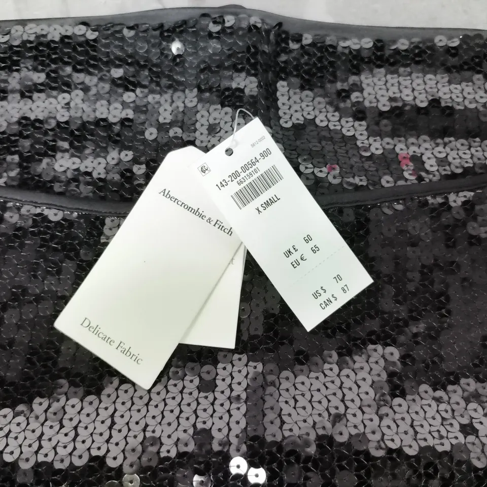 ABERCROMBIE & FITCH BLACK SEQUIN MINI SKIRT – UK 6 (XS)