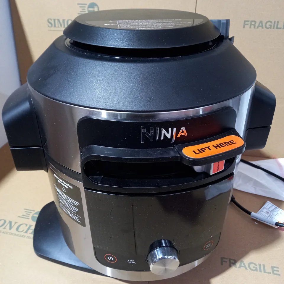 NINJA FOODI SMARTLID MULTI COOKER 