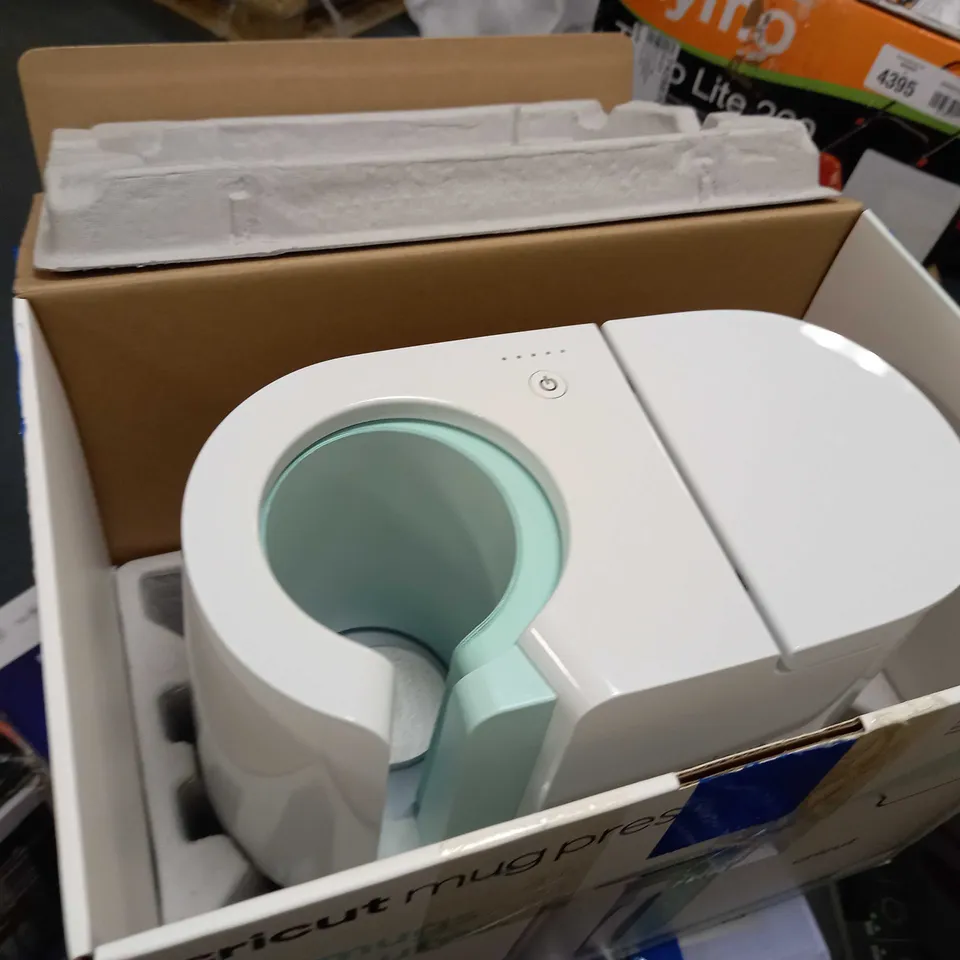CRICUT MUG PRESS