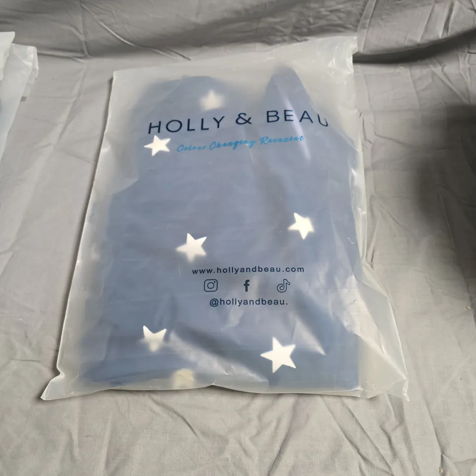 HOLLY & BEAU BLUE STAR COLOUR CHANGING RAINCOAT – AGE 3-4 (KIDS) 