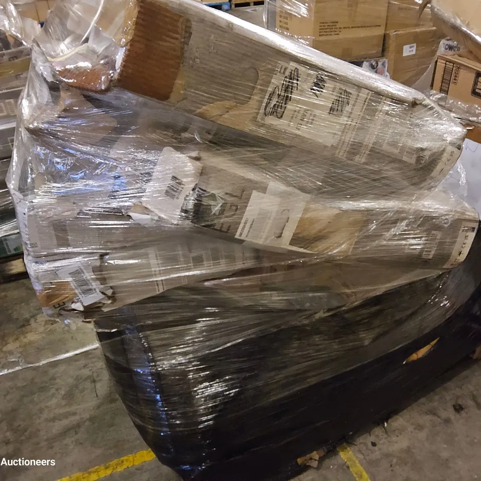 PALLET OF ASSORTED TELEVISIONS 