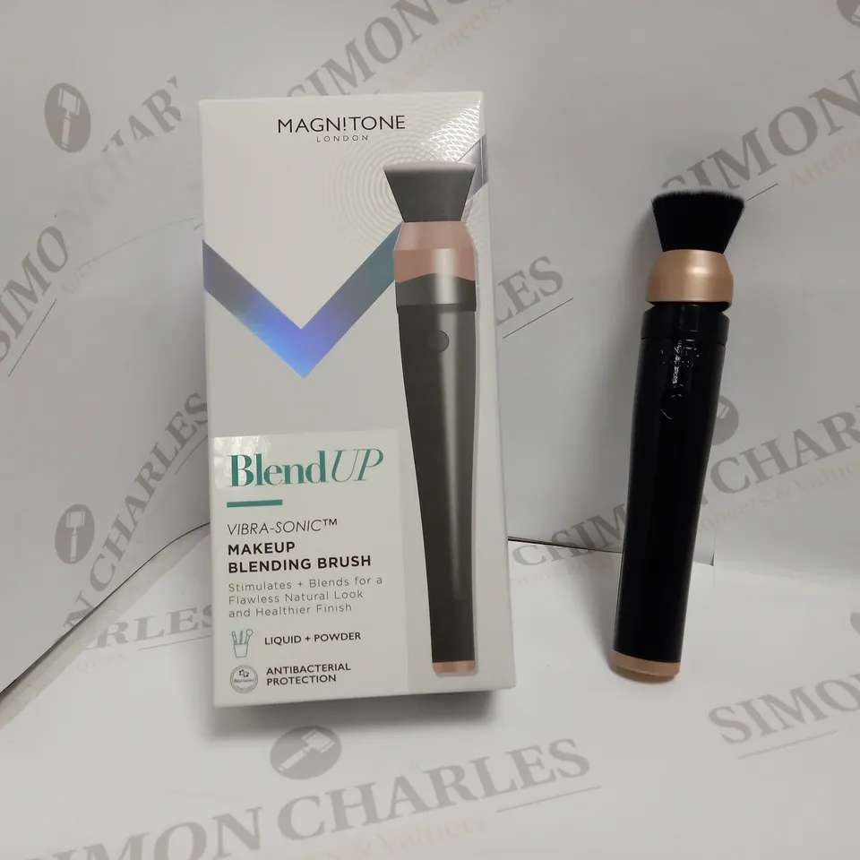 MAGNITONE LONDON BLEND UP VIBRA-SONIC MASKEUP BLENDING BRUSH  RRP £50