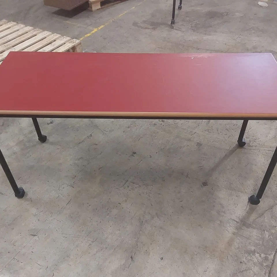 MOBILE TABLE WITH WOODEN TOP