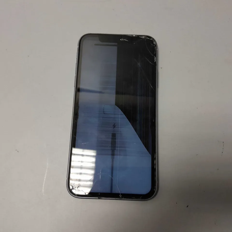 BOXED APPLE IPHONE 11 CAPACITY UNSPECIFIED 