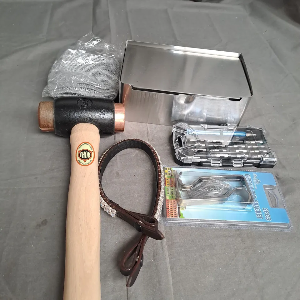 APPROXIMATELY 20 ASSORTED HOUSEHOLD ITEMS TO INCLUDE BALLPOINT PENS , TOOL SETS , STORAGE BOX 