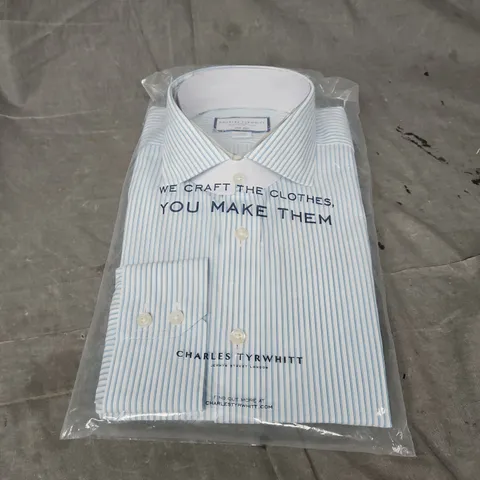 CHARLES TYRWHITT SLIM FIT NON-IRON SHADOW STIPE POPLIN CUTAWAY SHIRT IN OCEAN BLUE SIZE 16 1/2/35"