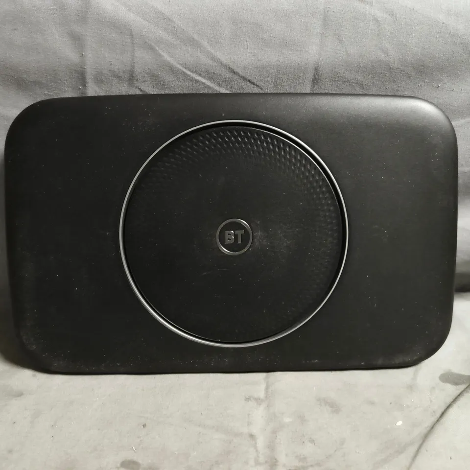BT SMART HUB 2 WI-FI ROUTER IN BLACK