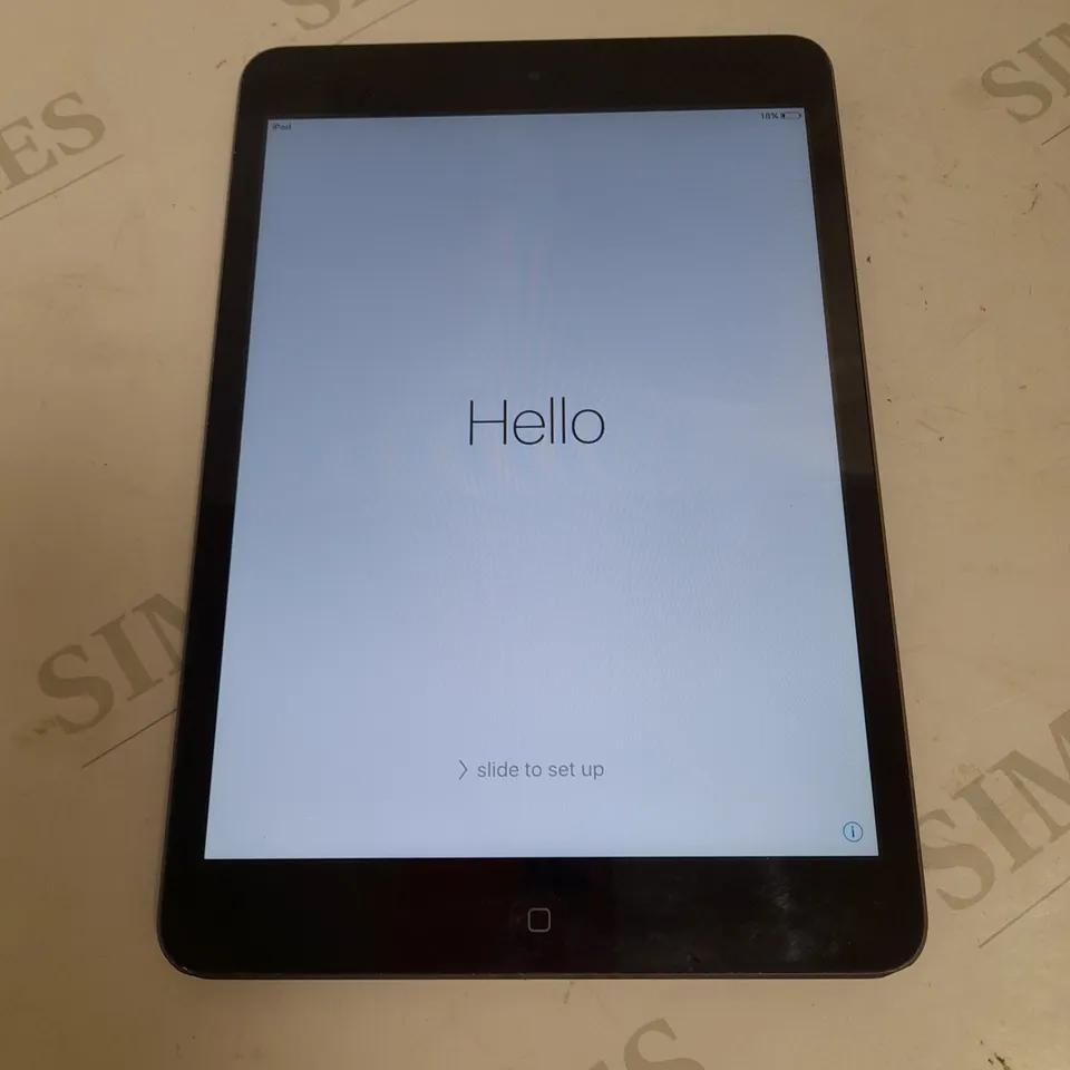APPLE IPAD - A1432 