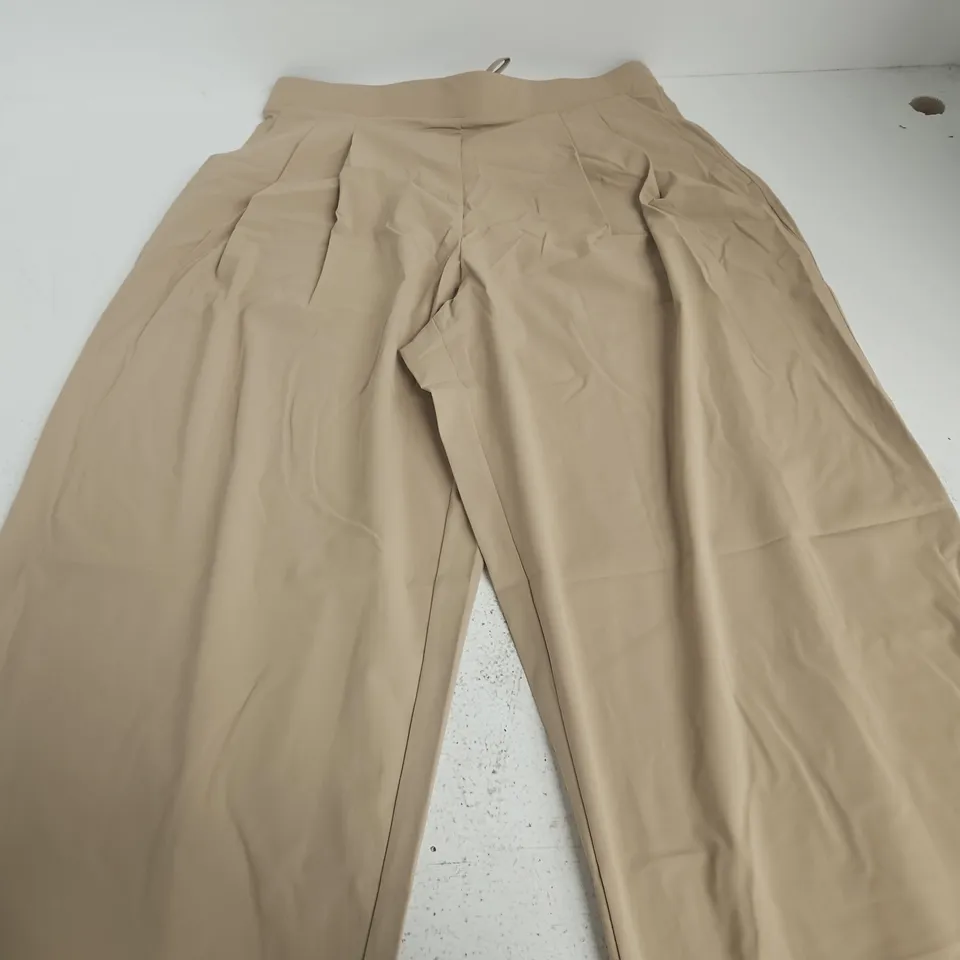 UNIQLO WOMEN'S ULTRA STRETCH ACTIVE PANTS – BEIGE, UK 12-14 (L)