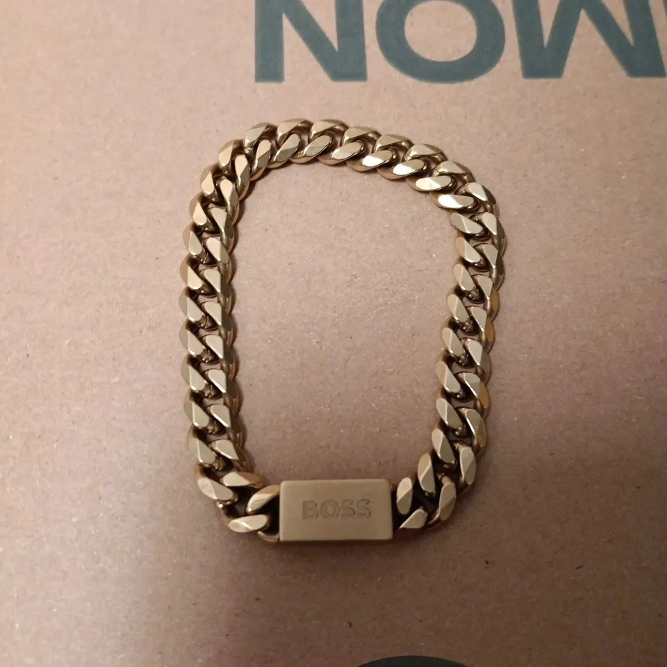 HUGO BOSS BRACELET – CUBAN LINK CHAIN (BOXED)