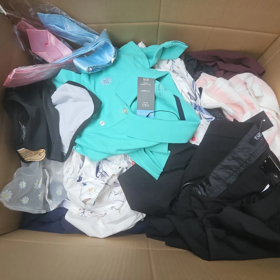LARGE BOX OF APPROXIMATELY 20 ASSORTED CLOTHING ITEMS IN VARIOUS SIZES, STYLES AND COLOURS