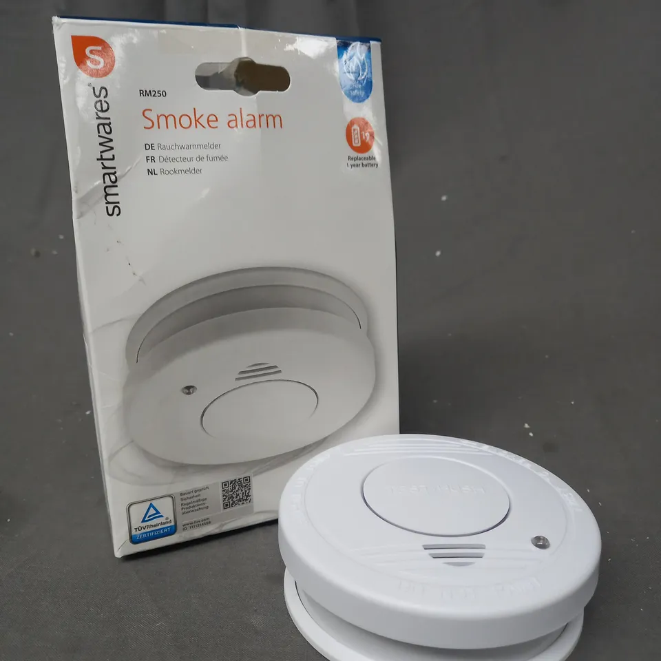 BOXED SMARTWARES RM250 SMOKE ALARM