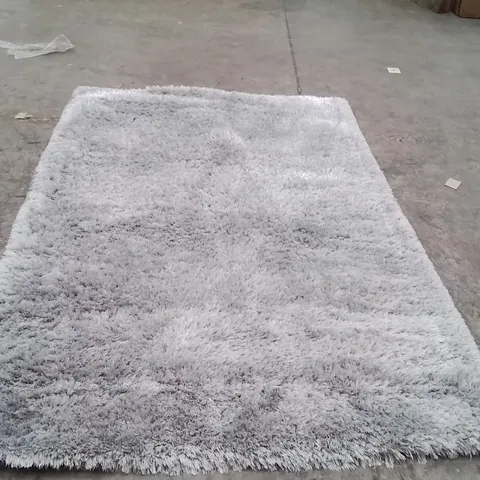 QUALITY DESIGNER AREA RUG - APPROXIMATELY 240CM X 170CM - SILVER