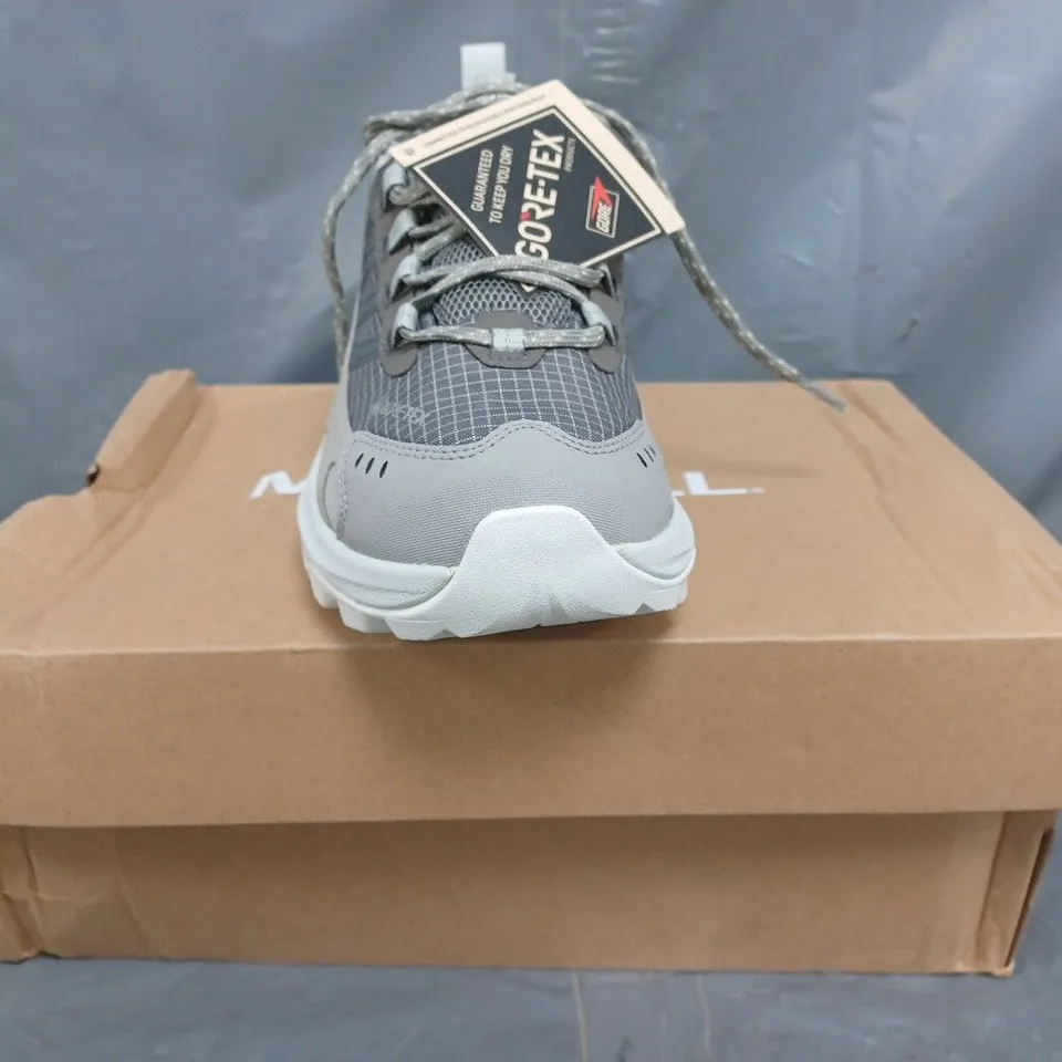 BOXED PAIR OF MERRELL MOAB SPEED 2 GTX SHOES IN CHARCOAL/GREY SIZE UK 5