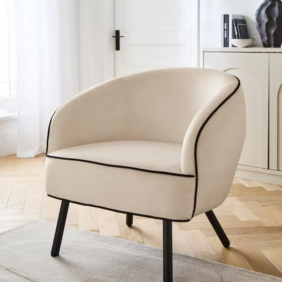BOXED JOANNA HOPE CAMILLE PIPED CHAIR - BLACK