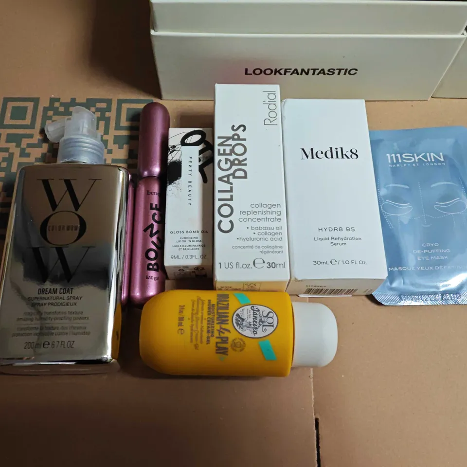 LOOKFANTASTIC SKINCARE & BEAUTY SET: RODIAL COLLAGEN DROPS, MEDIK8 HYDR8 B5 SERUM, 111SKIN EYE MASK, DREAM COAT SPRAY AND MORE