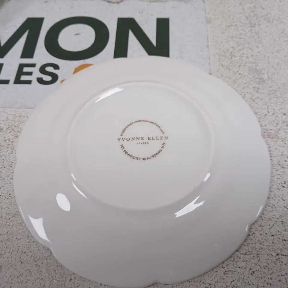SET OF 4 YVONNE ELLEN TEA PLATES BOXED