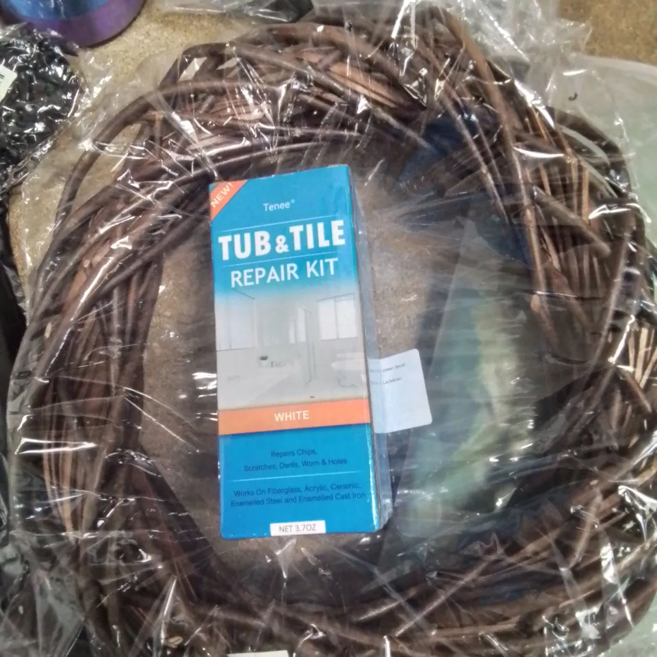 APPROXIMATELY 12 BRAND NEW BOXED ITEMS.