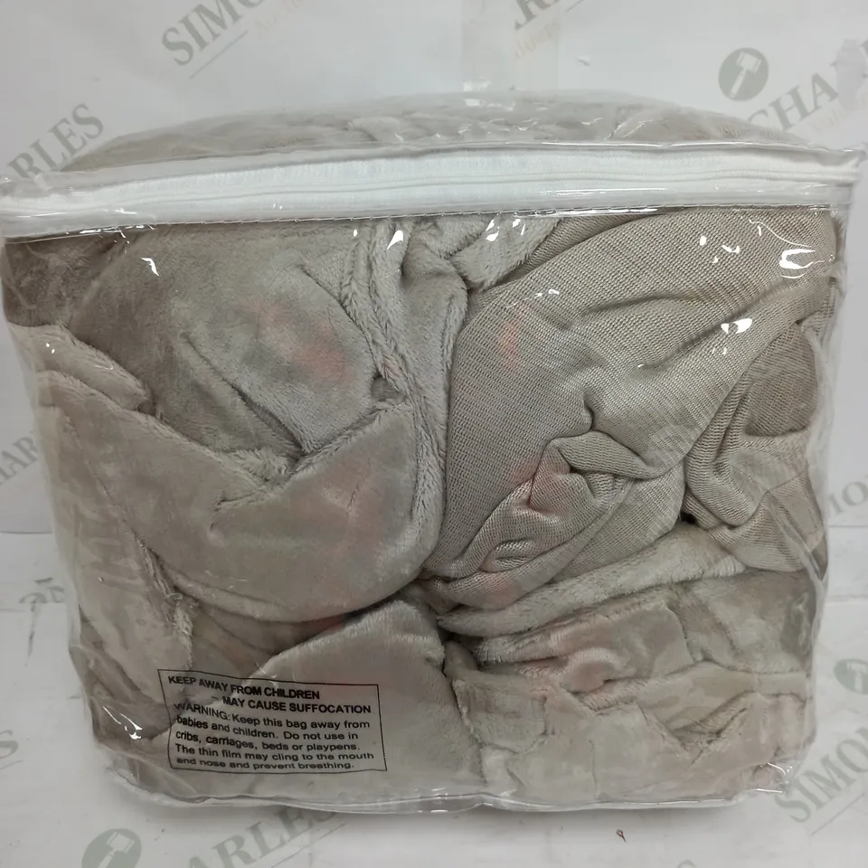 BOXED OUTLET COZEE HOME VELVETSOFT FITTED SHEETS