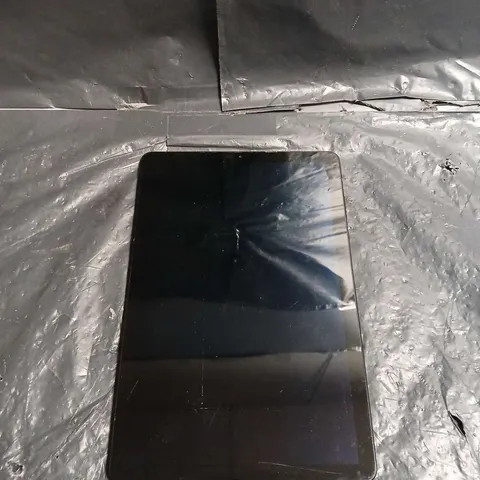 SAMSUNG TABLET – BLACK, HEAVILY CRACKED BACK PANEL - MODEL UNSPECIFIED