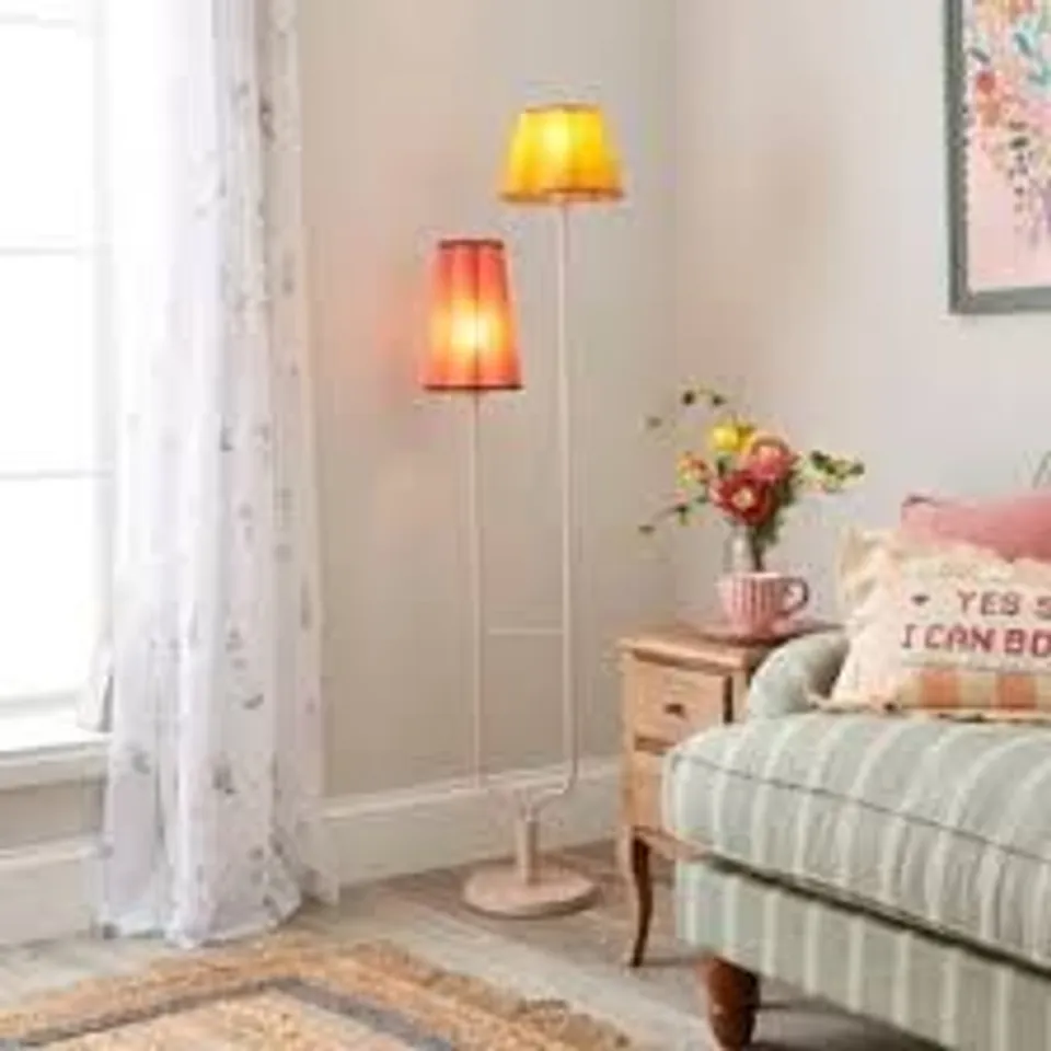 BOXED VANELLOPE FLOOR LAMP