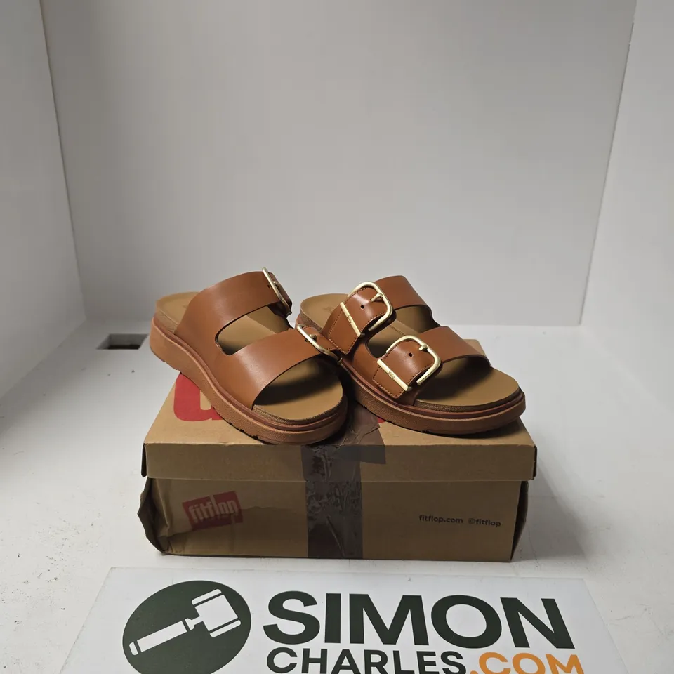 BOXED PAIR OF FITFLOP GEN-FF BUCKLE TWO BAR LEATHER SLIDES SIZE UK 5 