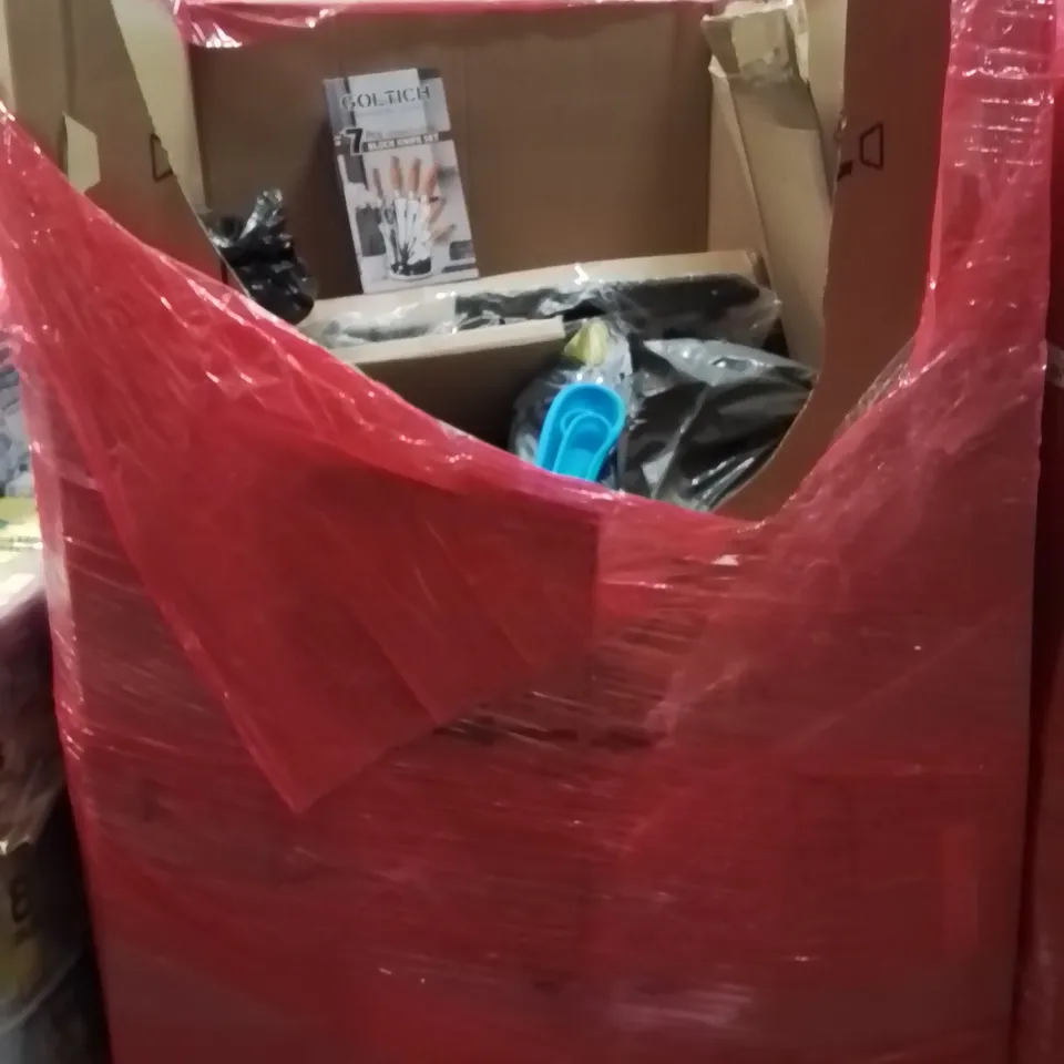 PALLET CONTAINING VARIOUS ASSORTED BOXED HOUSEHOLD ITEMS TO INCLUDE: OFFICE CHAIR KNIFE BLOCK, AIR FRYER, GARDEN CHAIRS AND LOTS MORE UNMARKED BOXED ITEMS 