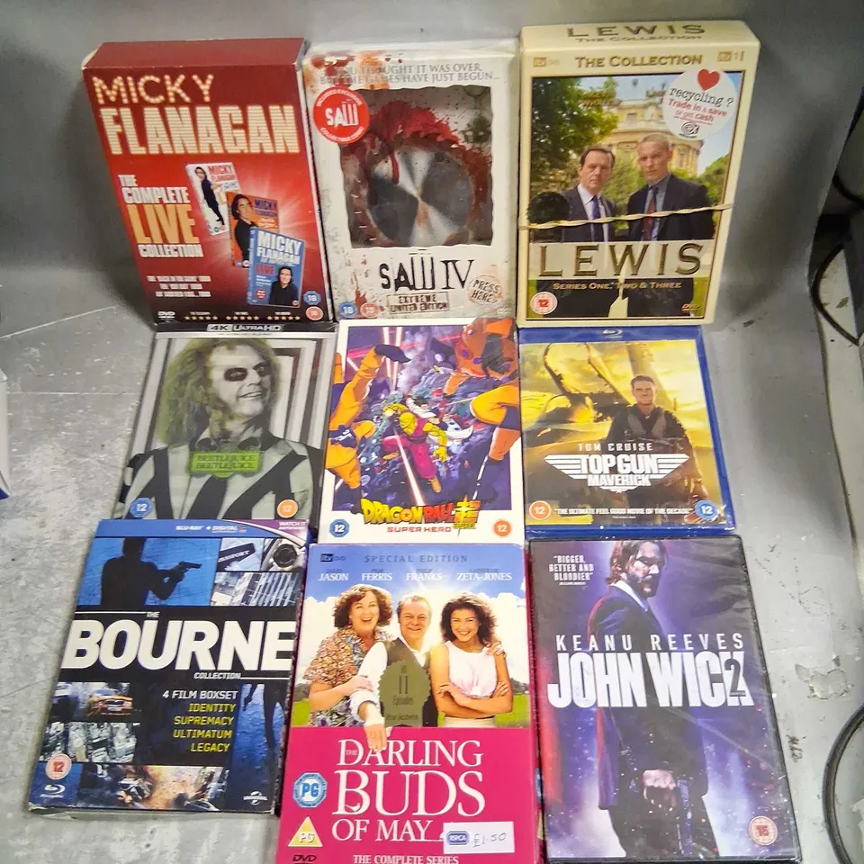 APPROXIMATELY 25 ASSORTED DVDS. BLU-RAYS AND BOX SETS TO INCLUDE; SAW IV, LEWIS, END OF DAYS, THE HUNGER GAMES AND BETTLEJUICE BEETLEJUICE