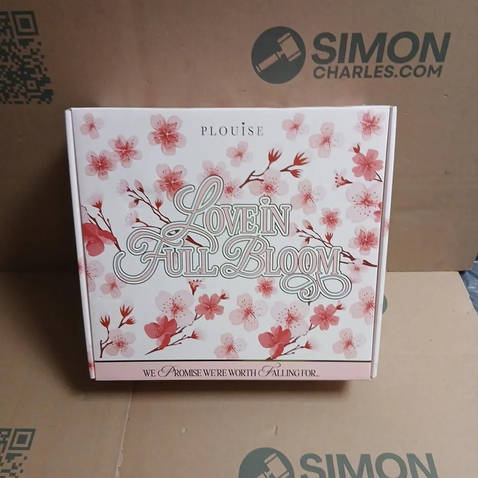 BOXED AND SEALED PLOUISE LOVE IN FULL BLOOM WE PROMISE WE'RE WORTH FALLING FOR GIFT SET