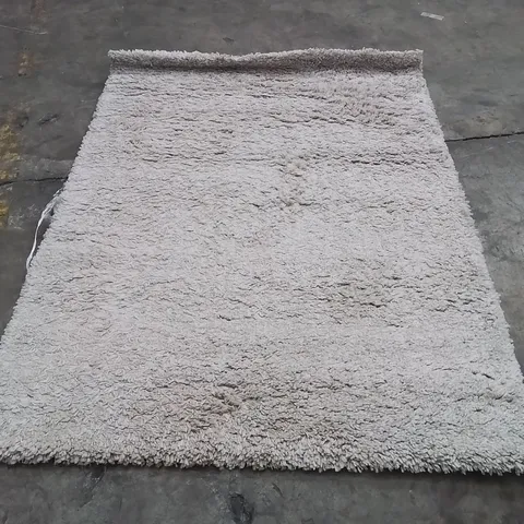 QUALITY DESIGNER AREA RUG - APPROXIMATELY 170X120CM