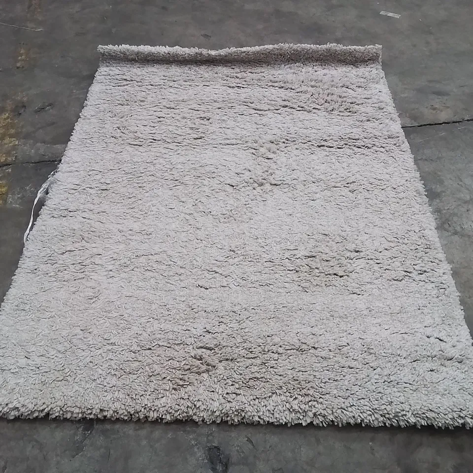 QUALITY DESIGNER AREA RUG - APPROXIMATELY 170X120CM