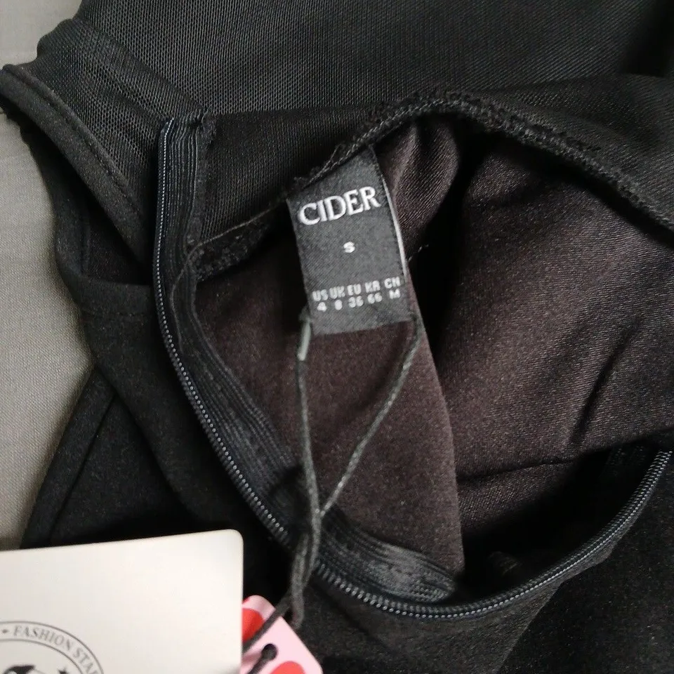 CIDER BLACK SLEEVELESS JUMPSUIT – SIZE S