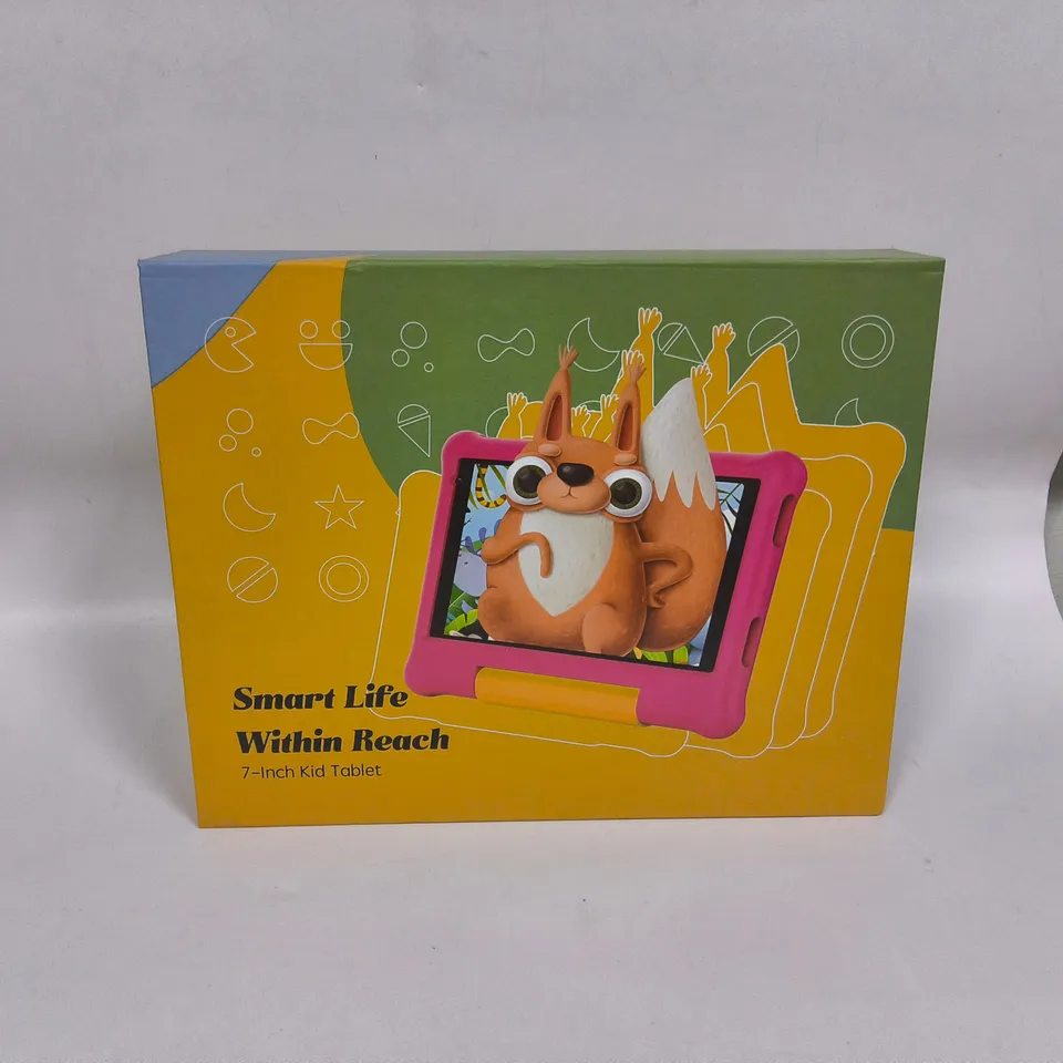 BOXED SMART LIFE KIDS 7" LAPTOP WITH BLUE PROTECTIVE CASE