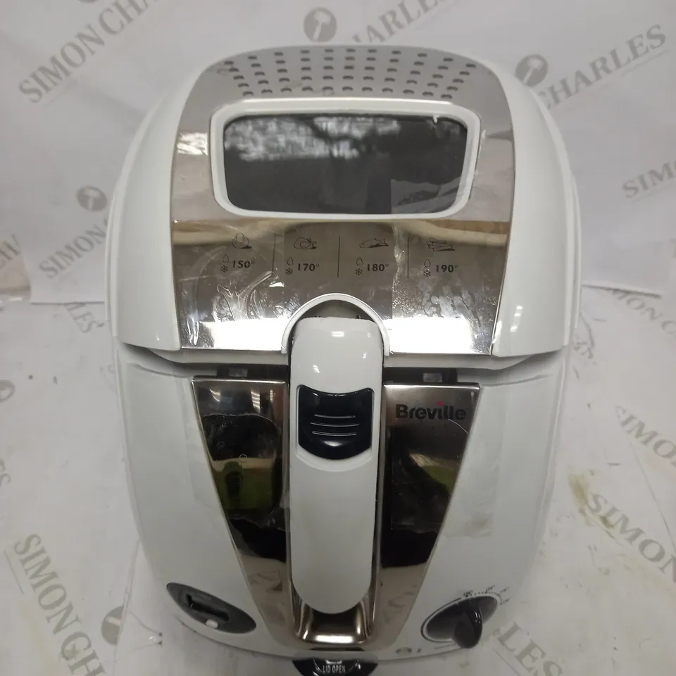 BREVILLE EASY CLEAN DIGITAL FRYER 
