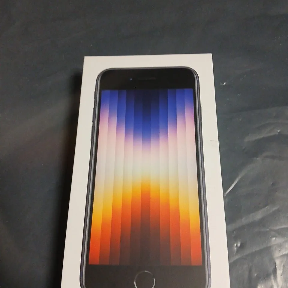 APPLE IPHONE SE  – BOXED