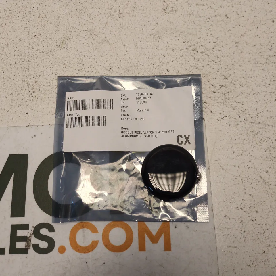 GOOGLE PIXEL WATCH 1 41MM GPS ALUMINIUM SILVER SCREEN IS LIFTING 