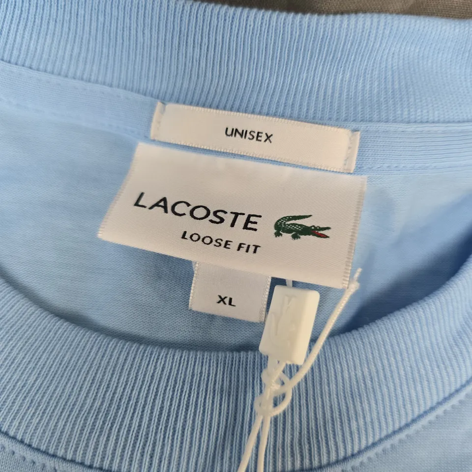 LACOSTE UNISEX LIGHT BLUE LOOSE FIT T-SHIRT – XL