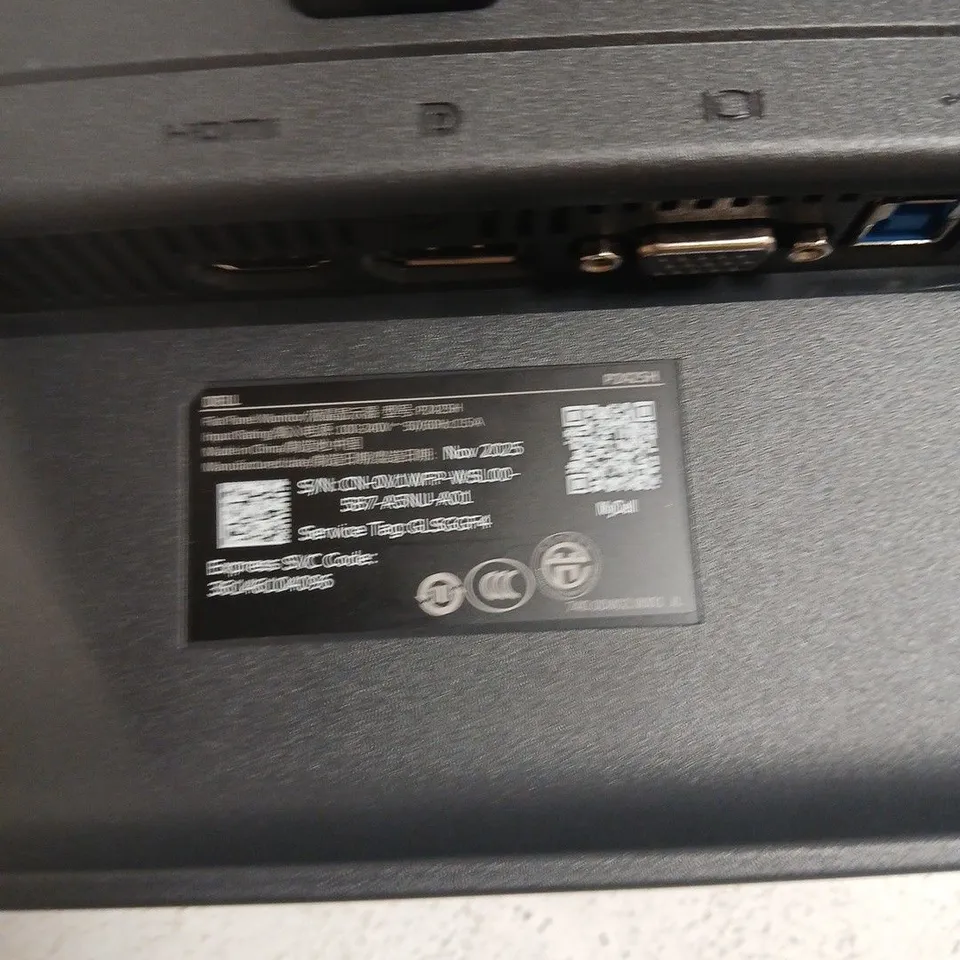 DELL MONITOR – BLACK LCD DISPLAY POWERS ON